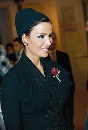من وراء قرصنة البريد الالكتروني للشيخة موزا ؟